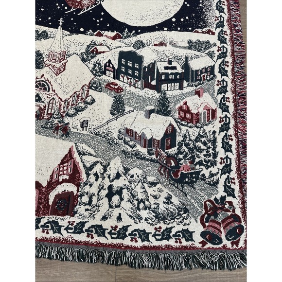 THE NORTH POLE SERIES CHRISTMAS WINTER SCENE TAPESTRY THROW 68x47 EUC - Picture 4 of 5